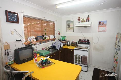 Property photo of 4 Devron Court Eagleby QLD 4207