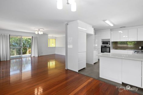 Property photo of 3 Morialta Street Mansfield QLD 4122