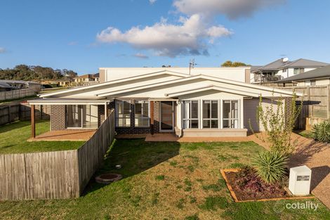 Property photo of 1/4 Cassidy Terrace Mount Kynoch QLD 4350