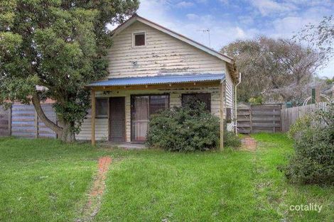 Property photo of 32 Berry Avenue Edithvale VIC 3196