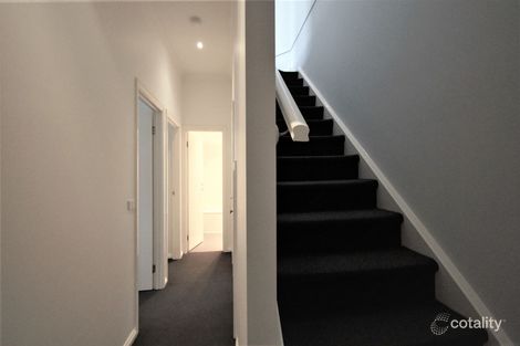 Property photo of 2/113 Ballarat Road Footscray VIC 3011