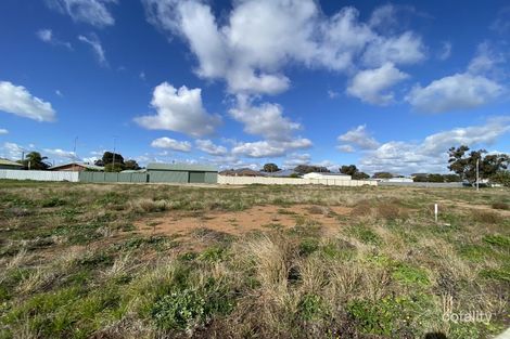 Property photo of 32 Lewis Crescent Finley NSW 2713