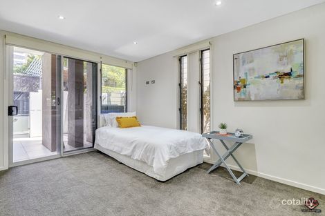Property photo of 10 Grimes Street Auchenflower QLD 4066