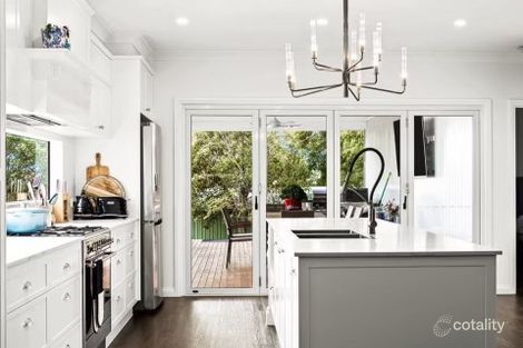 Property photo of 6 Head Street Centenary Heights QLD 4350