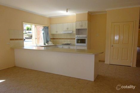 Property photo of 6 Ninnis Court Roxburgh Park VIC 3064