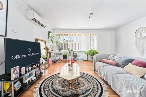 Property photo of 1 Mulberry Crescent Frankston North VIC 3200