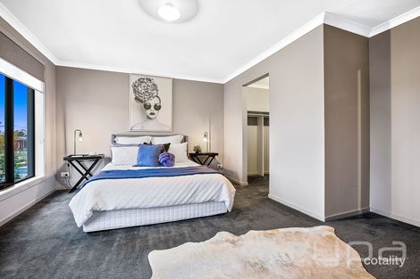 Property photo of 17 Leroy Crescent Point Cook VIC 3030
