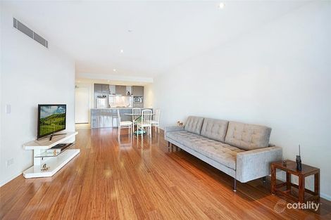 Property photo of 603/4 Wahroonga Place Surfers Paradise QLD 4217