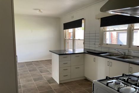 Property photo of 16 Maxwell Street Shepparton VIC 3630