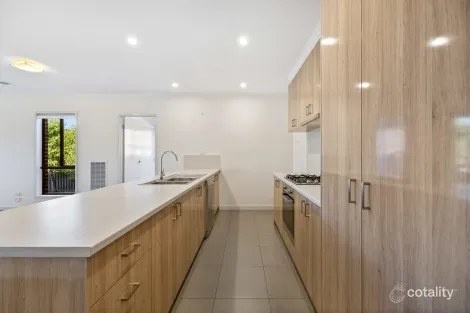 Property photo of 12 Nelmore Court Ballarat East VIC 3350