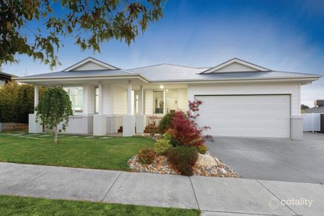 Property photo of 32 Willowbank Way Brown Hill VIC 3350