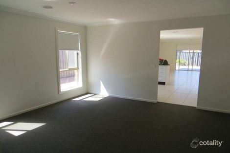 13 Hardwick Rd, Point Cook, VIC 3030