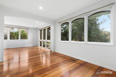 Property photo of 16 Ballantyne Crescent Kilsyth VIC 3137