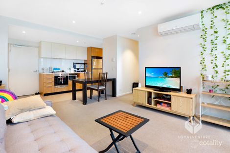 Property photo of 1012E/888 Collins Street Docklands VIC 3008