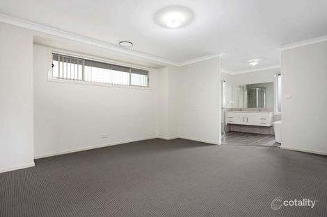Property photo of 16 Marketsfield Avenue North Kellyville NSW 2155