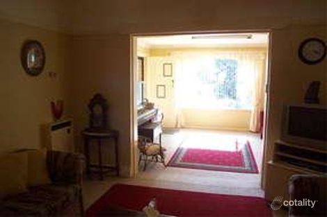 Property photo of 10 Cecil Road Orange NSW 2800