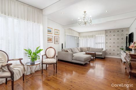Property photo of 7 Waldo Crescent Peakhurst NSW 2210