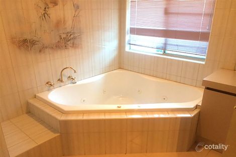 Property photo of 33 Seawind Drive Silver Sands WA 6210