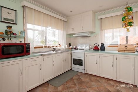 Property photo of 63 Alanvale Road Newnham TAS 7248