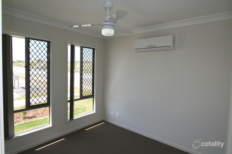 Property photo of 2 Imelda Way Pimpama QLD 4209