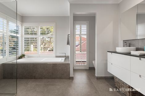 Property photo of 24 Treeby Boulevard Mordialloc VIC 3195