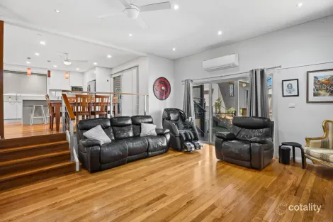 Property photo of 7 Etna Close Cranebrook NSW 2749