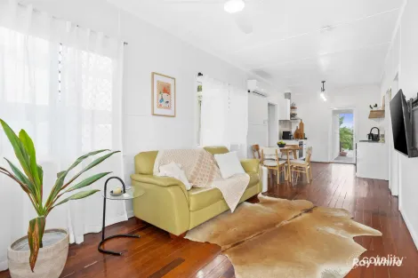 24 Matthew Flinders Dr, Cooee Bay, QLD 4703