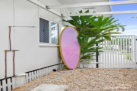 Property photo of 24 Matthew Flinders Drive Cooee Bay QLD 4703