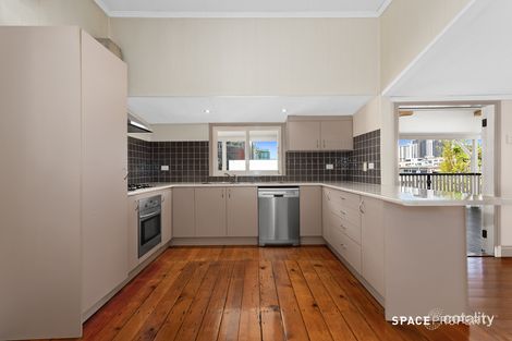 Property photo of 4 Blaxland Street Milton QLD 4064
