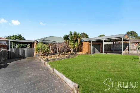 Property photo of 4 Falcon Close Blind Bight VIC 3980
