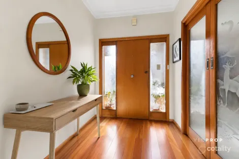 Property photo of 22 Orford Road St Albans VIC 3021