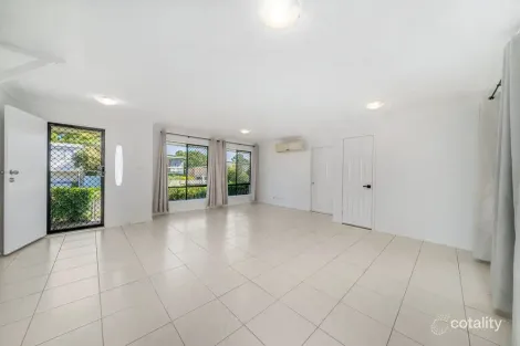 Property photo of 131 Beaufort Place Deception Bay QLD 4508
