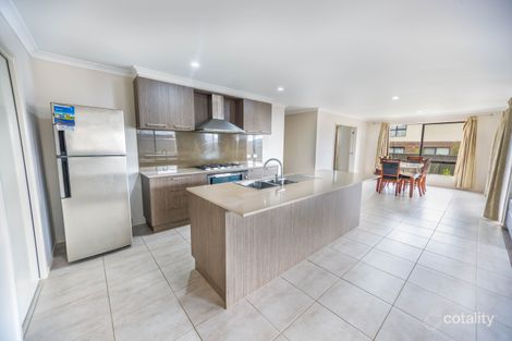 Property photo of 13 Ogilvie Court Cranbourne East VIC 3977