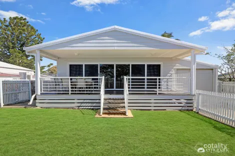 12 Schofield Pde, Keppel Sands, QLD 4702