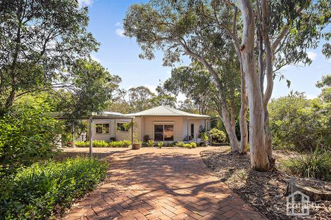 Property photo of 2 West Circle Blaxland NSW 2774