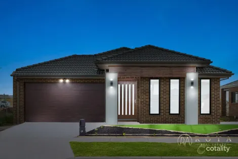 30 Collette Cct, Deanside, VIC 3336