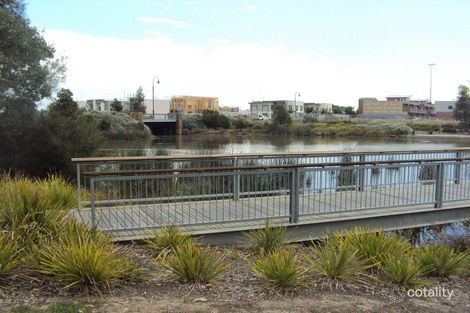 Property photo of 5 Painted Hills Road Doreen VIC 3754