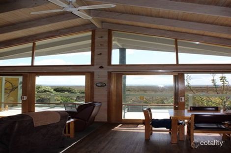 740 Lees Rd, Venus Bay, VIC 3956