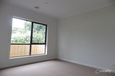 Property photo of 3/28 Miranda Road Reservoir VIC 3073