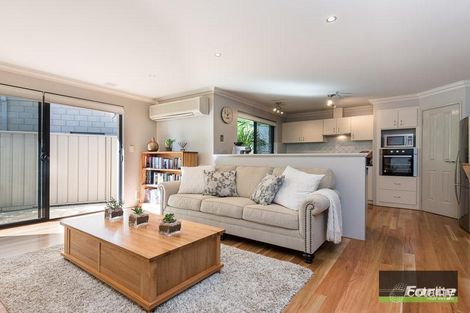 2a Burroughs Rd, Karrinyup, WA 6018