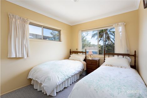 Property photo of 92 Griffith Road Scarborough QLD 4020