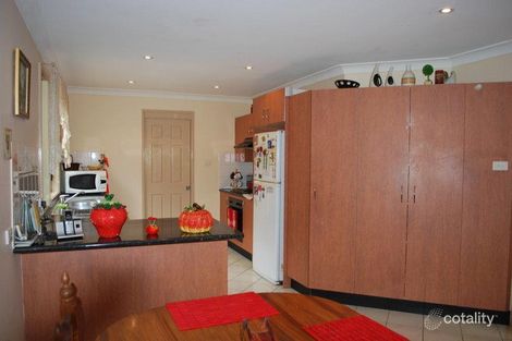 Property photo of 2 Applegum Place Prestons NSW 2170