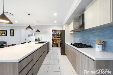 Property photo of 9 Ridge Road Branyan QLD 4670