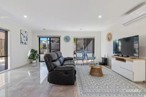 Property photo of 10 Anahit Drive Epping VIC 3076