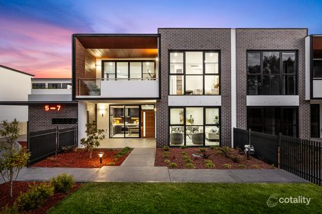 Property photo of 2/5 Macpherson Street Warriewood NSW 2102