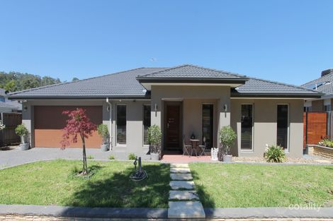 20 Greenhaven Gdns, South Morang, VIC 3752