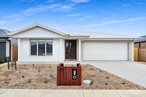 Property photo of 20 Keats Circuit Armstrong Creek VIC 3217