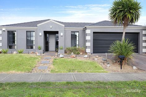 7 Thurvaston Cres, Cranbourne East, VIC 3977