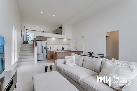 Property photo of 21 Huntington Street Gledswood Hills NSW 2557