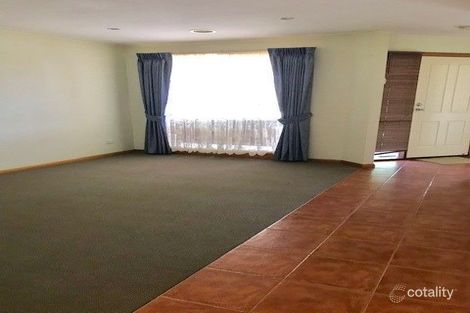 Property photo of 20 Hillcrest Drive Hillside VIC 3037